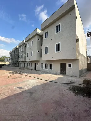 4bdrm Townhouse/Terrace in Katampe (7Min To for sale