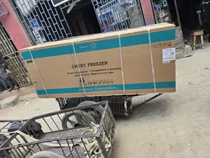 < Hisense> Chest Freezer 702liters Silver Color With 2 Doors