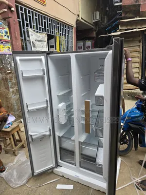 Hisense SXS Refrigerator 529l With Water Dispenser (5p558nmsn)