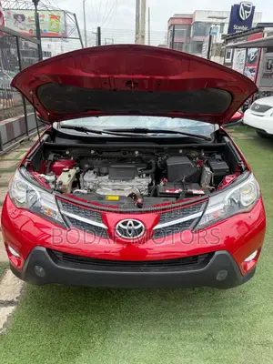 Toyota RAV4 XLE 4dr SUV AWD (2.5L 4cyl 6A) 2014 Red