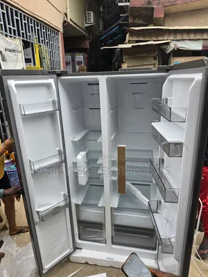 SXS Refrigerator 529l WTH Water Dispenser (5p558nmsn)Hisense Product