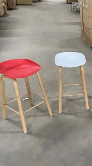 Barstools Chairs