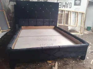 New Añd Durable 4 by 6 Detachable Bed Frame Going for .