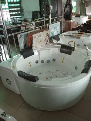 High Quality England Round Jacuzzi With Radio