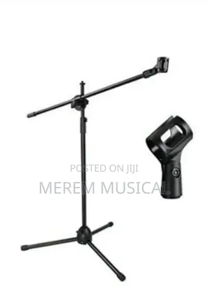 Adjustable 3 Legs Microphone Stand With Mic Holder