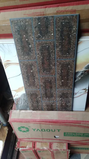 25/50 Crack Pillar Tiles