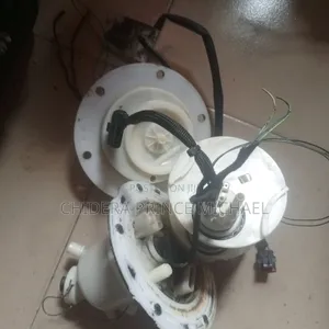 Complete  Fuel Pump and Filter C300, GLK and E350 2008/12 Model