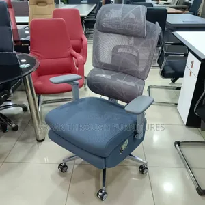 Meche Executive Chairs