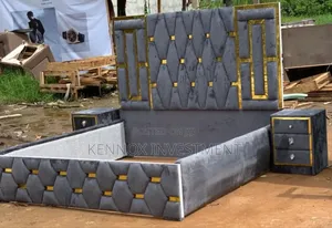 King Size Upholstery Bedframe With 2 Bedsides Drawers (6 by 6)