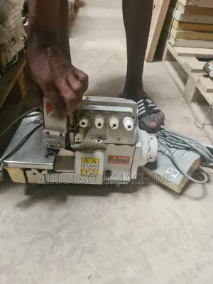 Direct Tokunbo Four Thread Weaving/Overlock Machine
