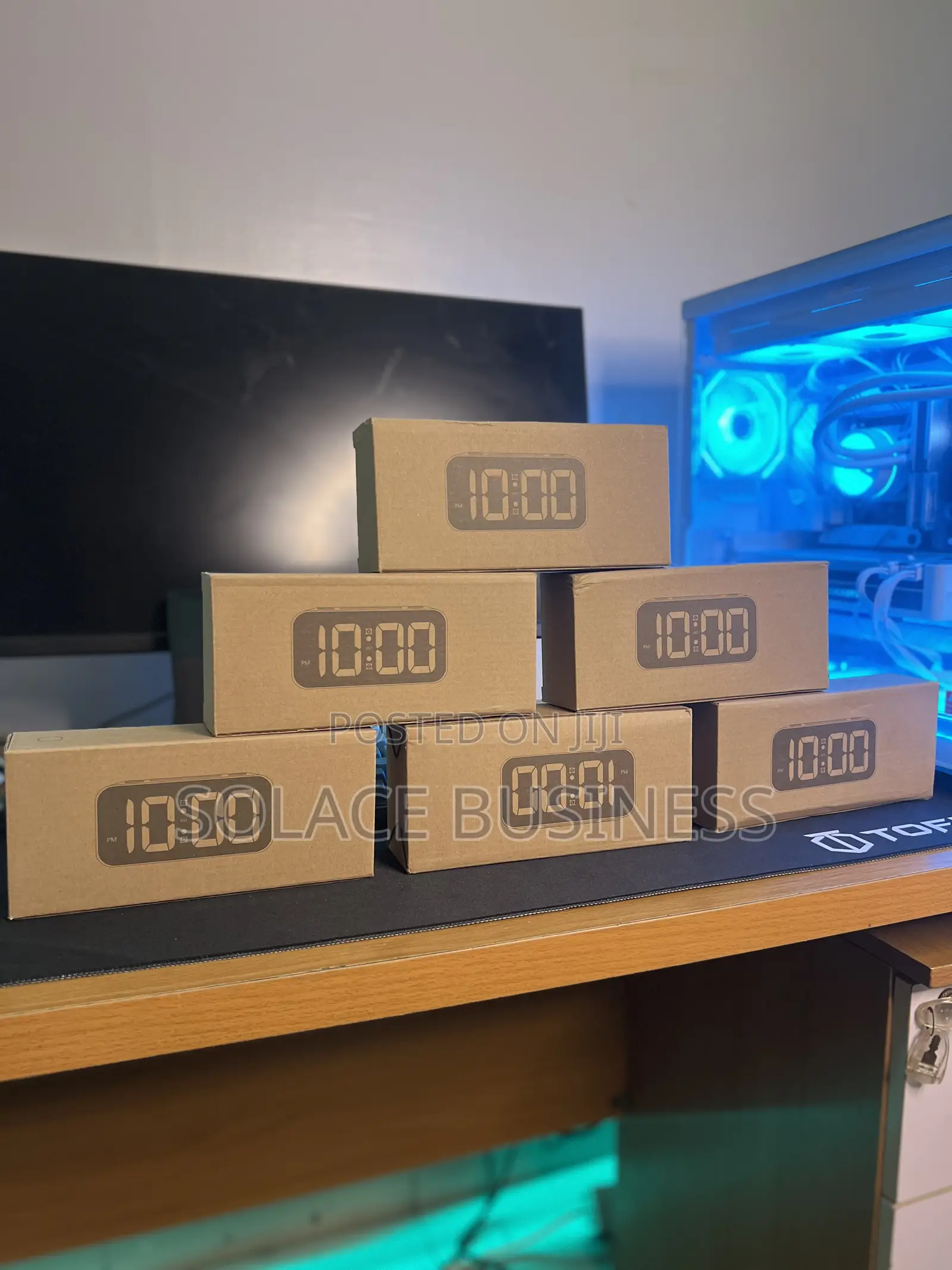 Digital Table Clock With Alarm and Temperature