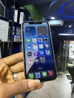 Apple iPhone 11 128 GB White