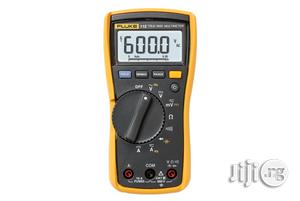 Fluke 115 Compact True-RMS Digital Multimeter