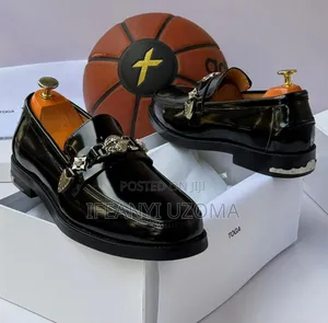Classic Luxury Designer Black Shoe