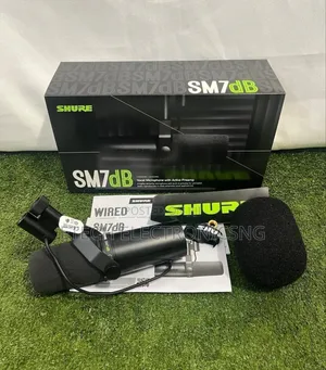 Shure Studio Microphone Sm7db