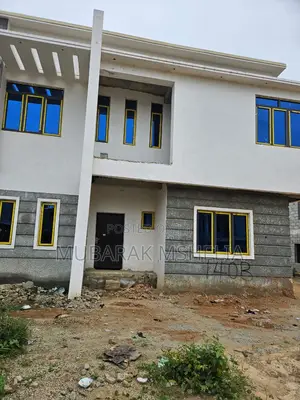 4bdrm Duplex in Karsana for sale