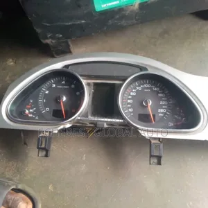 Audi Q7 Speed Clock 2008-2013 Model