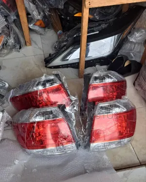 High Quality Certified Brand New Rear Light Toyota Highlander 011-2013