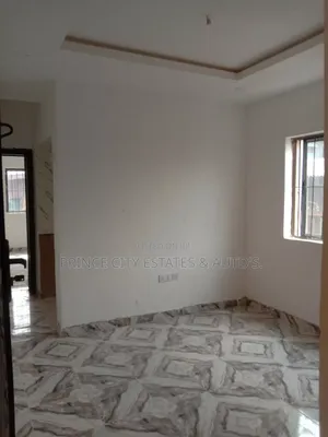 Studio Apartment in Off Morroco, Shomolu for rent