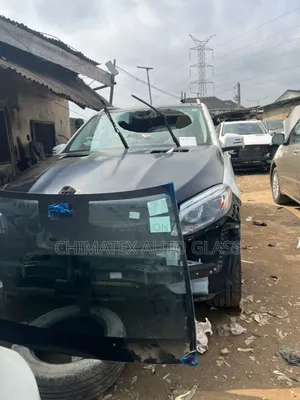 Gle350 2016 Windscreen Glass Available