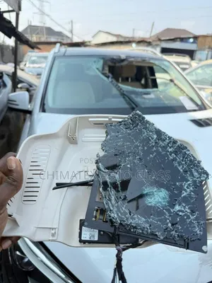 Gle43 Coupe 2017 Windscreen Glass Available