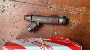 Injector Nozzle for Lexus Gx470 Prado 2005 4runner 2005 V8 2uz Engine