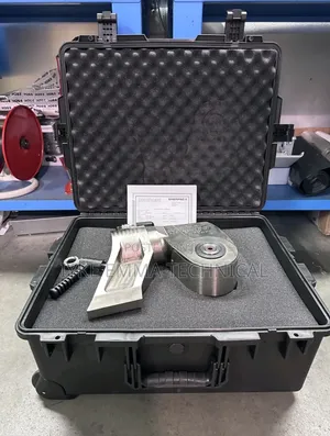 S25000x, Square Drive Hydraulic Torque Wrench, 35455 Nm 2-1/2"