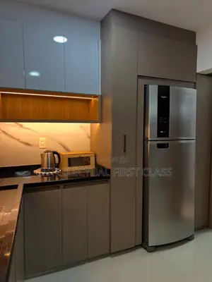 Set of Kitchen Cabinets
