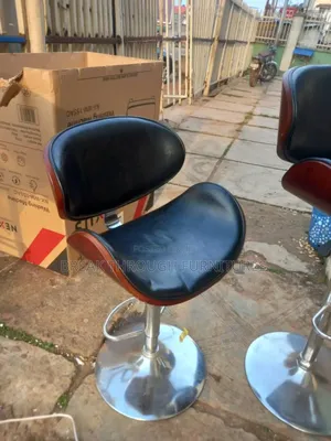 Barstools Chairs