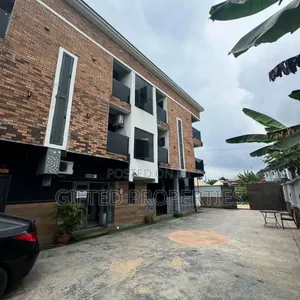 Functional 20room Hotel With Power Supply in Iwofe Ph