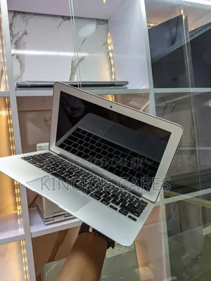 Laptop Apple MacBook Pro 2014 8GB Intel Core I5 SSD 256GB