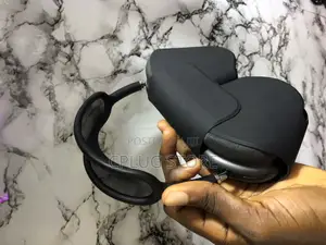 Apple Airpodmax 2 Used