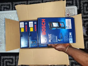 Bosch GLM 400cl Distance Meter