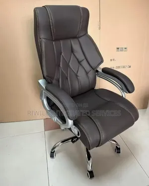Executive Office Chair With Swivel