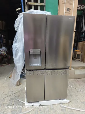 Hisense Side by Side Refrigerator With Water Dispenser.