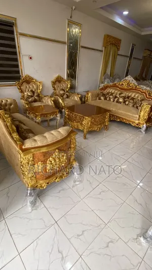 The Margin Sofa Set