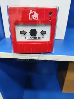 Chloride Uk Manual Call Point With Cover And Two Led Indicators