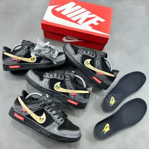 Original Supreme X Nike Sb Dunk Low Panda Prank Black Sneakers