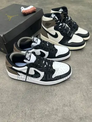Original Air Jordan 1 Retro Mocha White Brown Sneakers