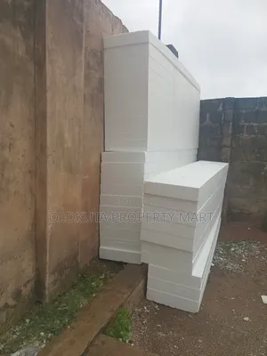 Polystyrene Parapet and Block