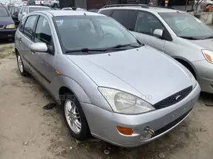 Ford Focus Wagon 2001 Silver