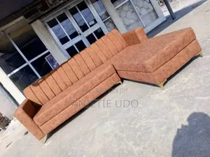 New Executive Beautiful Design L Shaped Fabric Chair