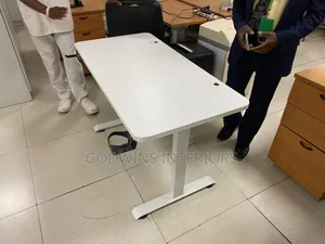 New Electrical Adjustable Desk 1.2mtr