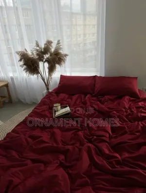 Plain Burgundy Bedsheet Pillowcases and Duvetcover
