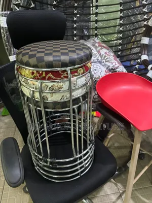 Small Side Seatable Stools