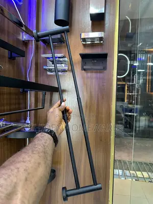 Adjustable Towel Rail