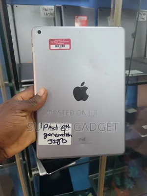 Apple iPad 9.7 32 GB Silver