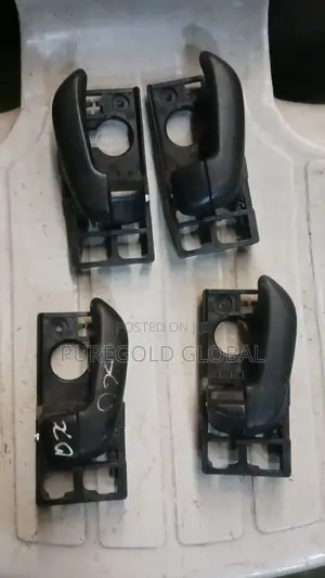 I10 Door Handles Available