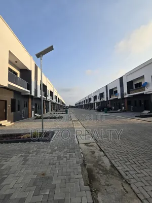 3bdrm Townhouse/Terrace in Sangotedo for sale