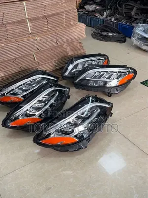 Mercedes Benz C300 2019,2020 Headlight Original